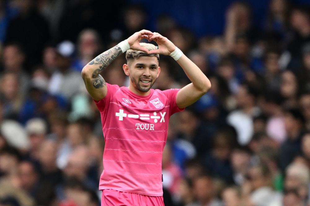 展现出了全 展现出了全